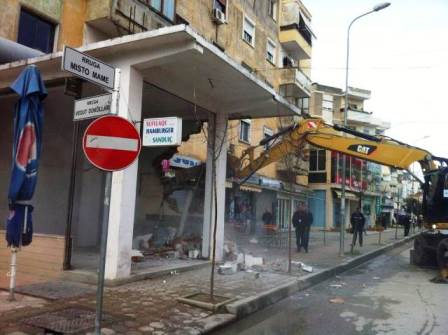 IKMT nis aksionin ne Tirane per prishjen e 80 ndertimeve pa leje